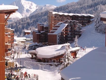 LaTania 573610 Buildings 101