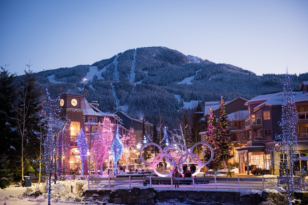 I WhistlerHolidayLights 2015 02