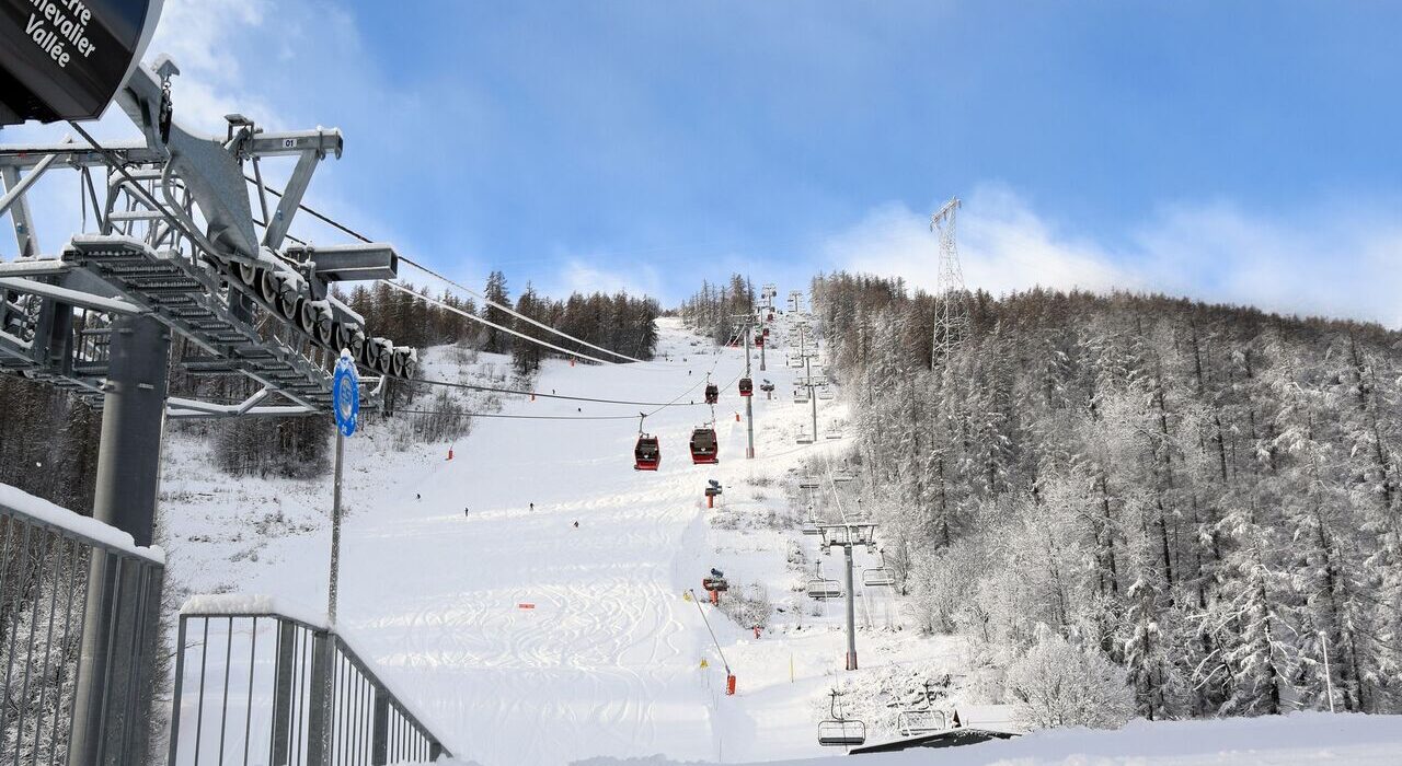 Domaine skiable Chantemerle Credit Jeremie Bourejpg preview