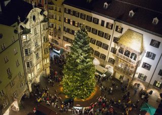 Christmas Market Innsbruck c Tirol Werbung Lisa Hîrterer copy