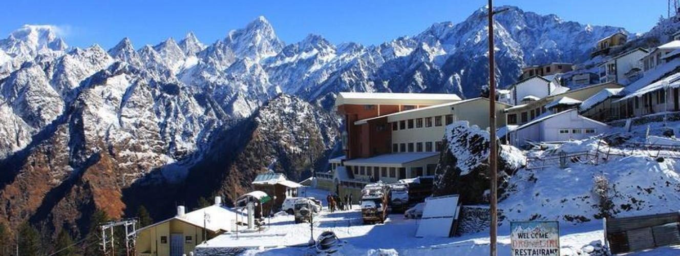 Auli hill station larger