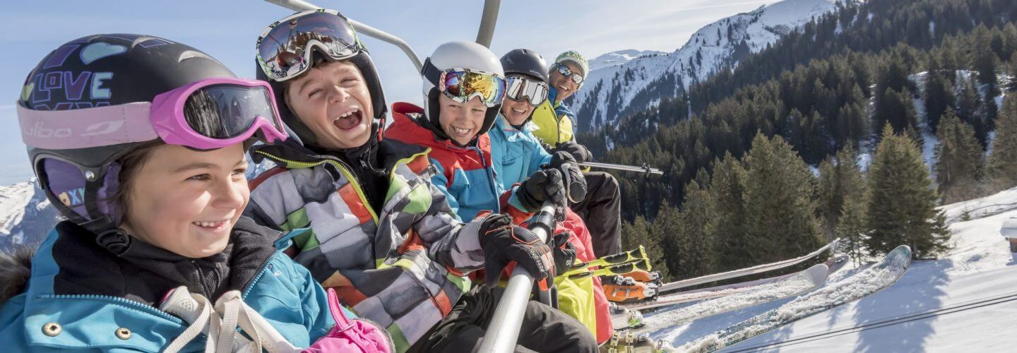 Samoens for families credit TristanShu