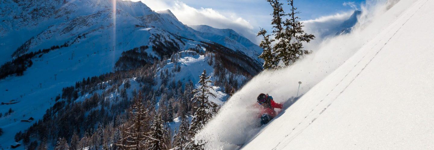 freeride Courmayeur Mont Blanc Funivie Ph Lorenzo Belfrond CA8A6947 copy e1575893767672