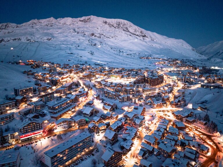 Alpe d'Huez Nine Great Reasons to Ski Isère This Winter