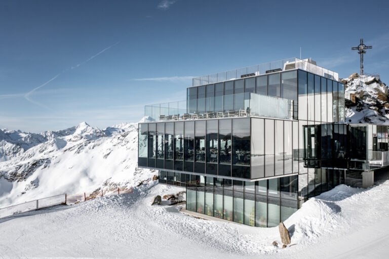 ice Q at the Gaislachkogl adventure mountain, Sölden_©Ötztal Tourismus_photographer_Rudi Wyhlidal, Architektur Obermoser arch-omo