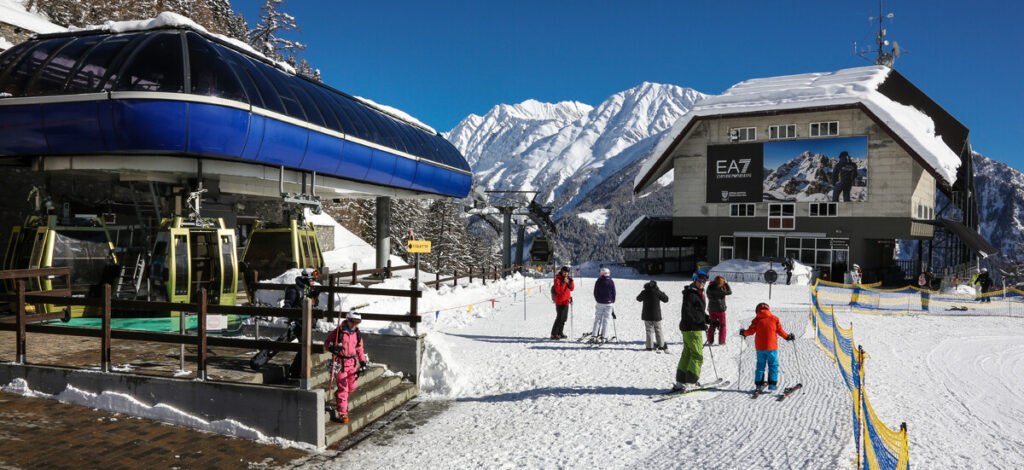 Courmayeur Photo Credit Enrico Romanzi