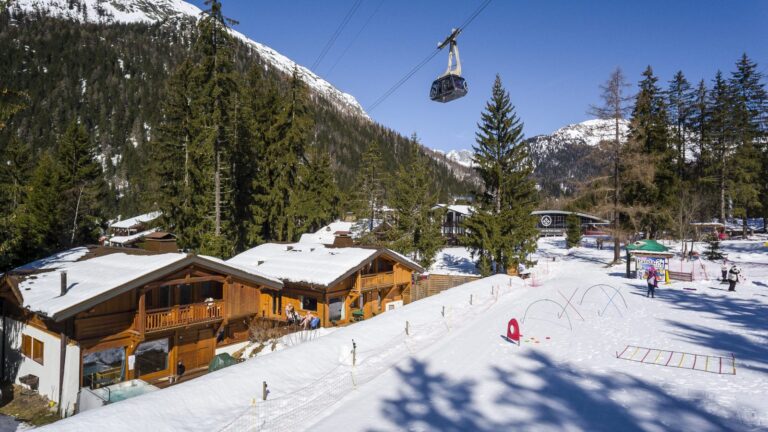 SkiWeekends chalets in Argentière beside the Panda Club children’s ski area